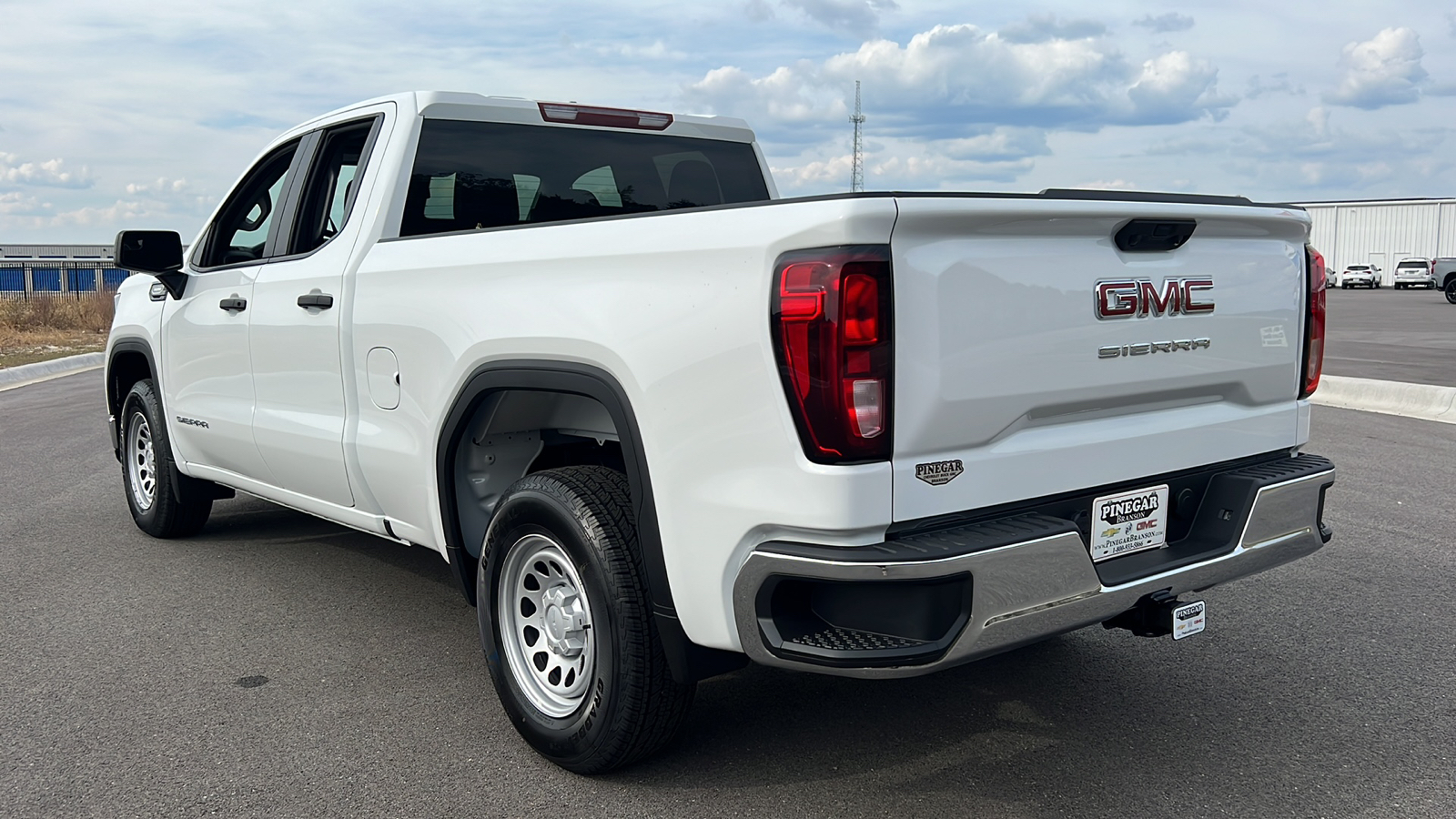 2025 GMC Sierra 1500 Pro 6