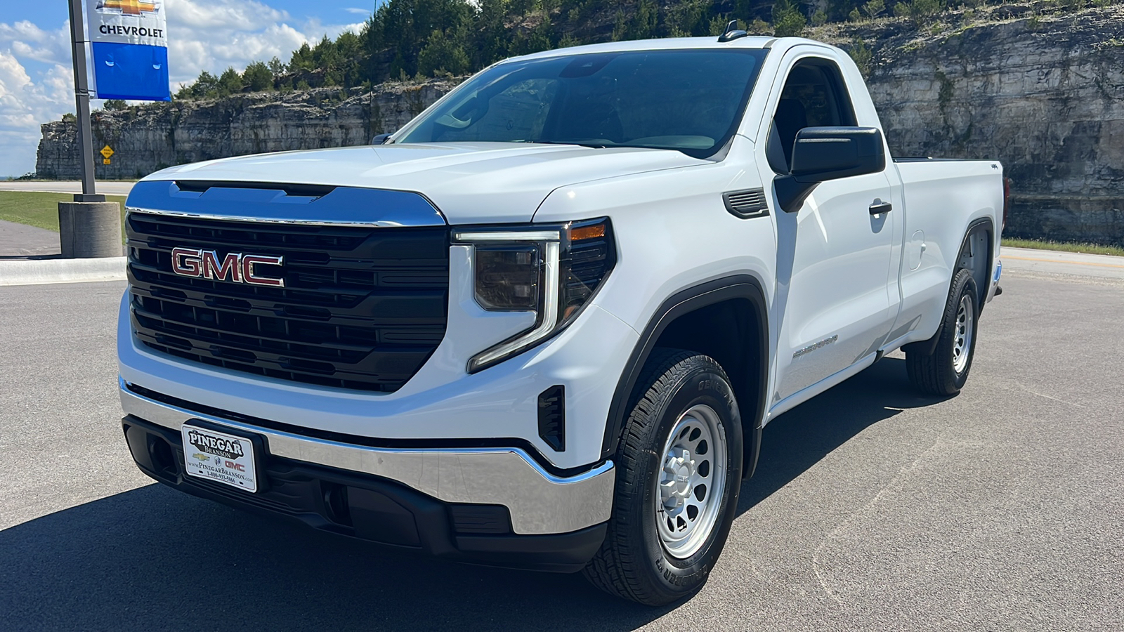 2024 GMC Sierra 1500 Pro 3