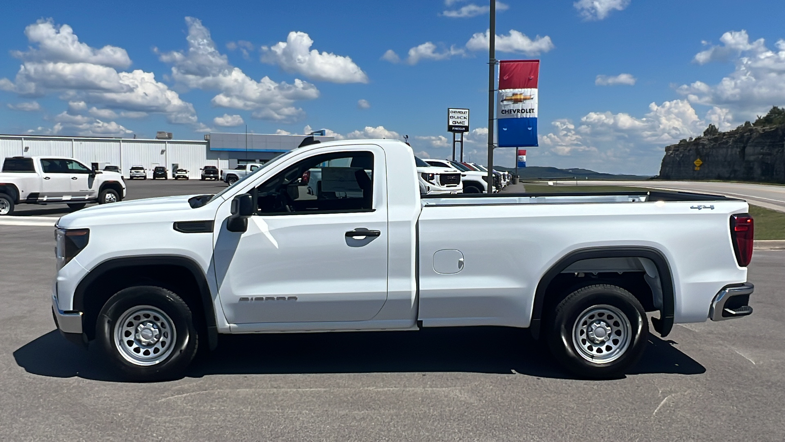 2024 GMC Sierra 1500 Pro 4