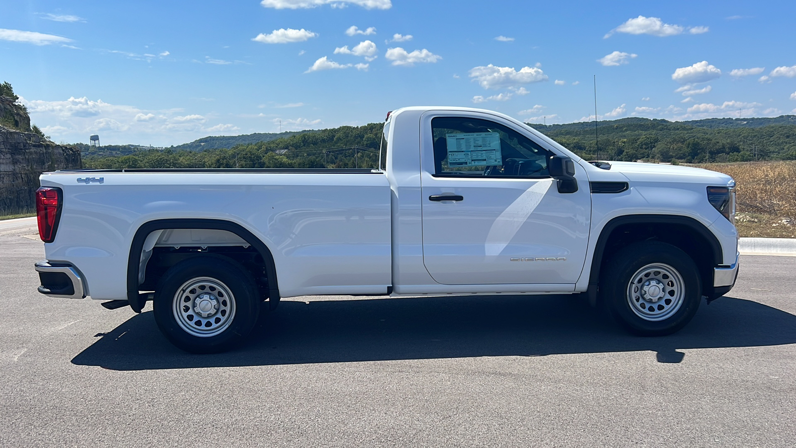 2024 GMC Sierra 1500 Pro 9