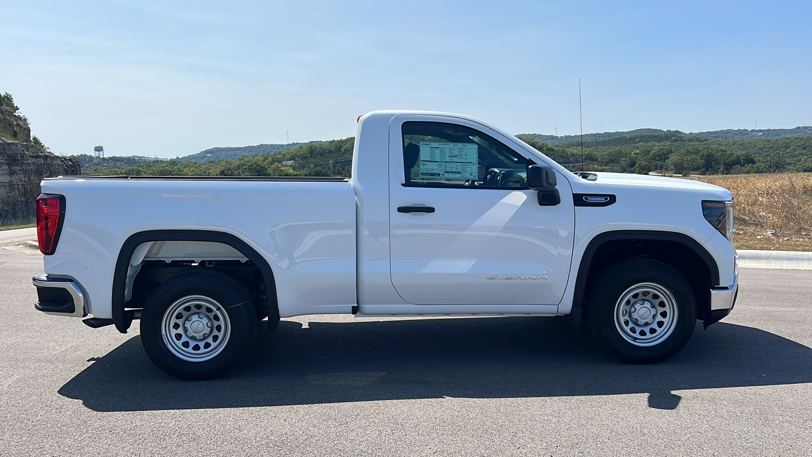 2024 GMC Sierra 1500 Pro 9