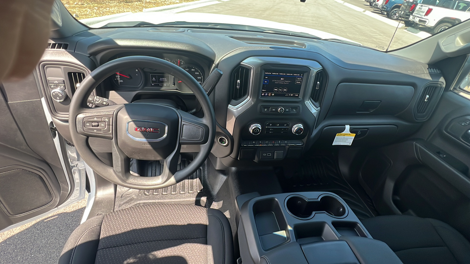 2024 GMC Sierra 1500 Pro 10