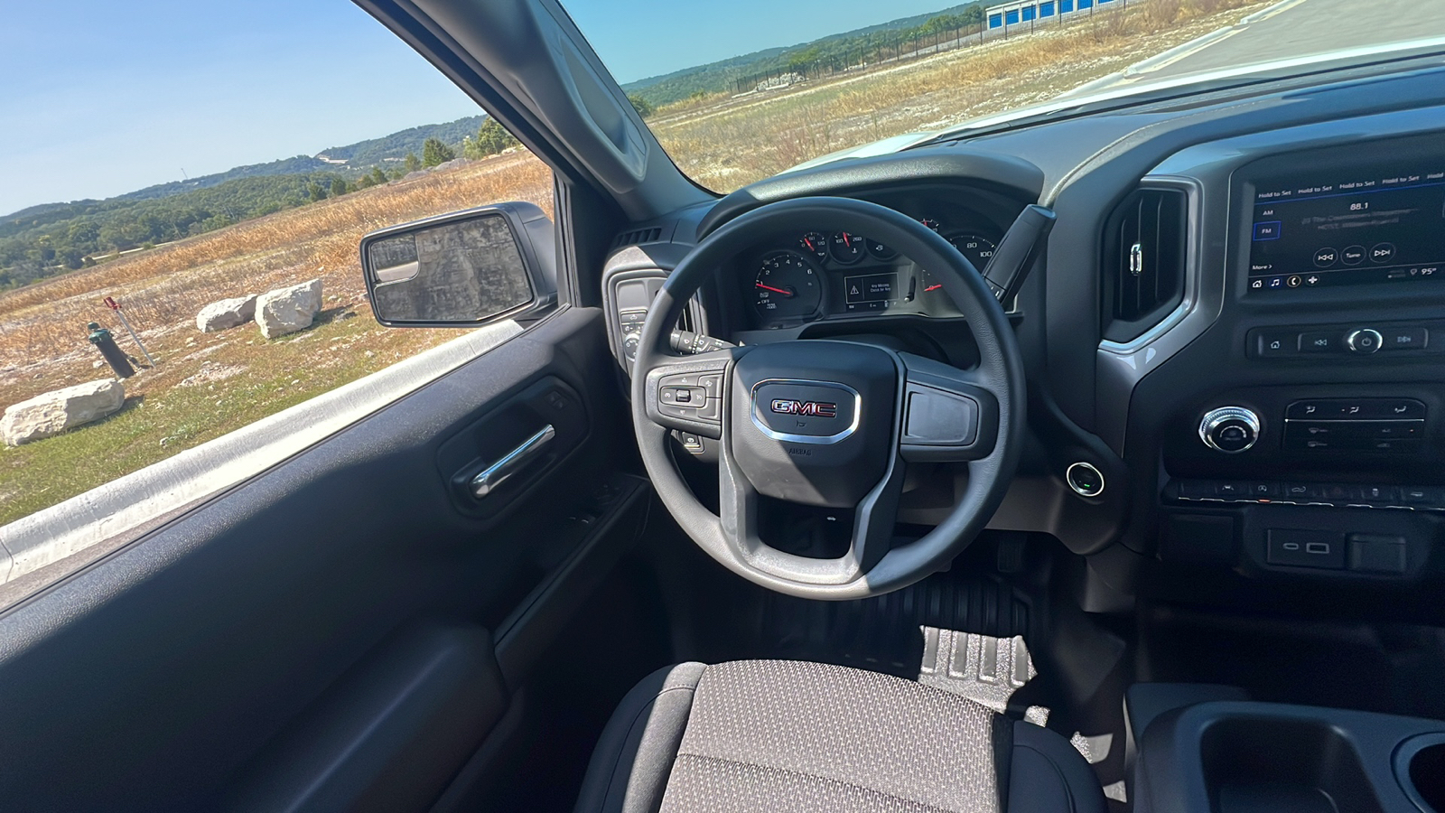 2024 GMC Sierra 1500 Pro 12