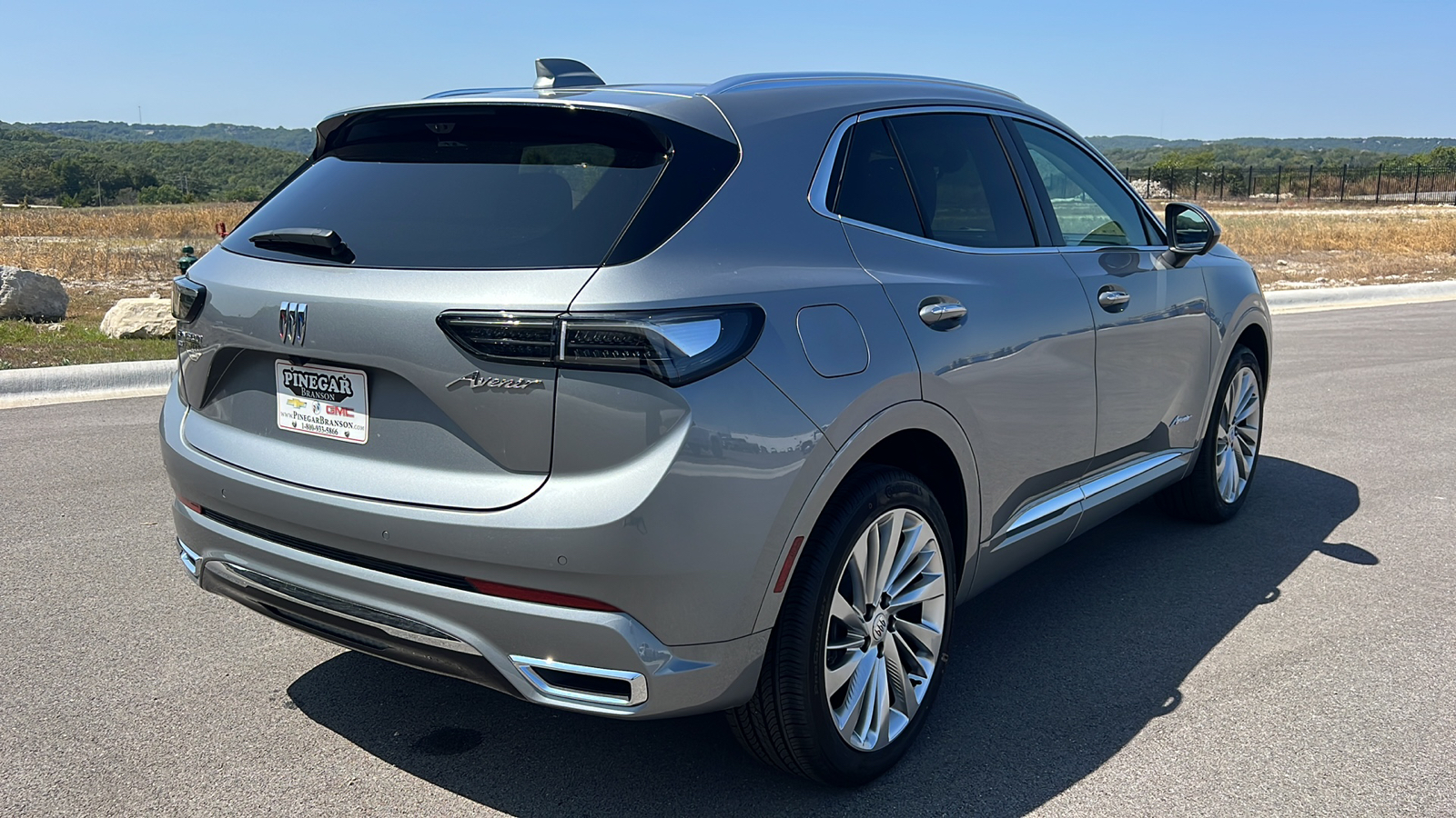 2024 Buick Envision Avenir 8