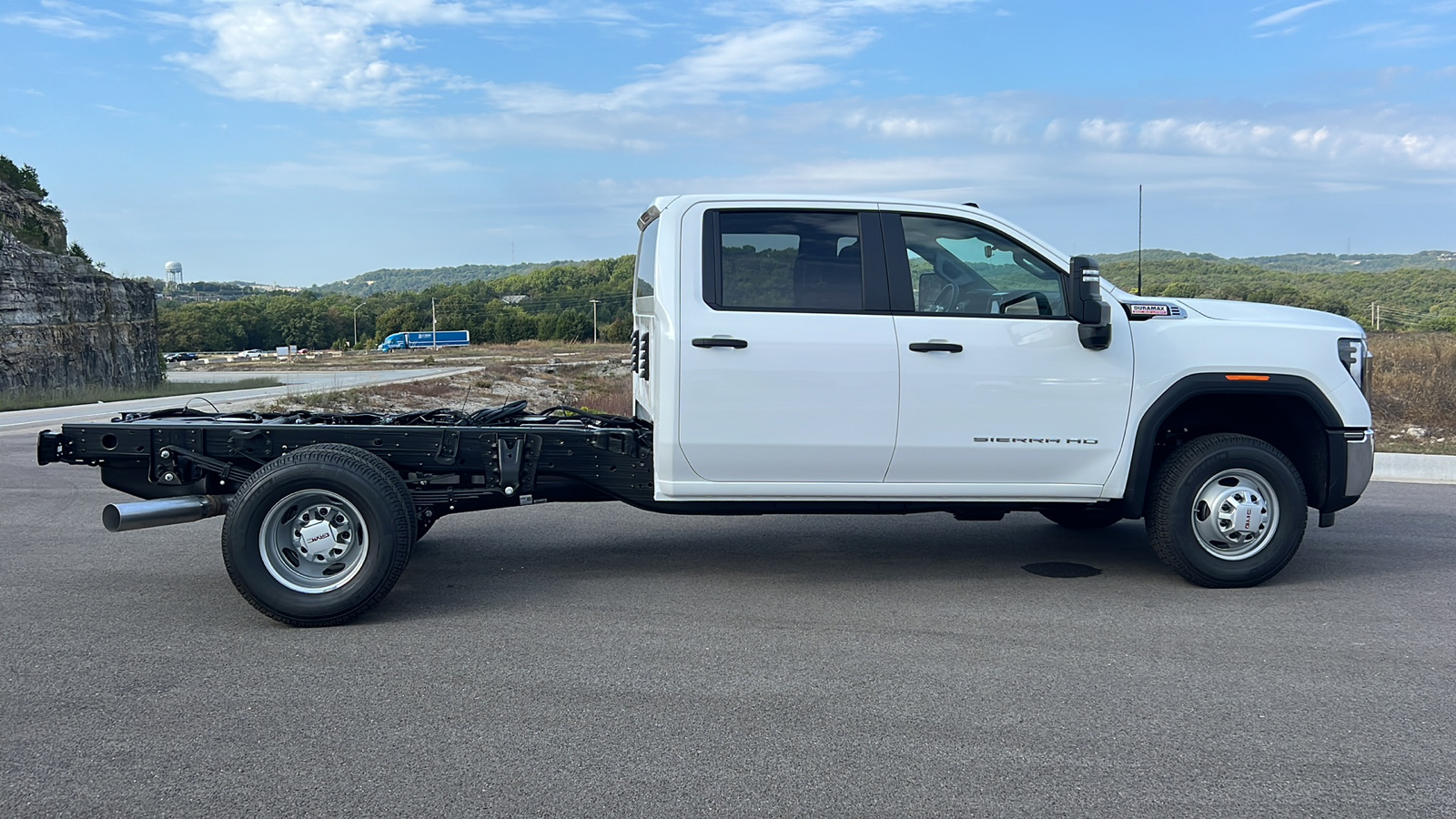 2025 GMC Sierra 3500HD CC Pro 9