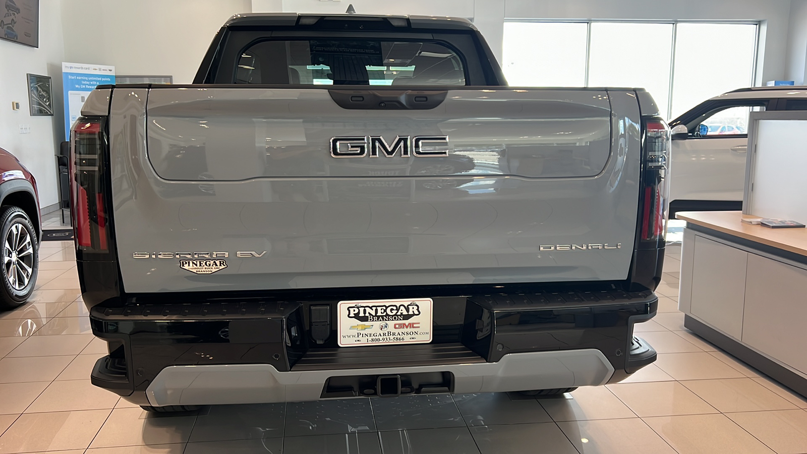 2024 GMC Sierra EV Denali Edition 1 7