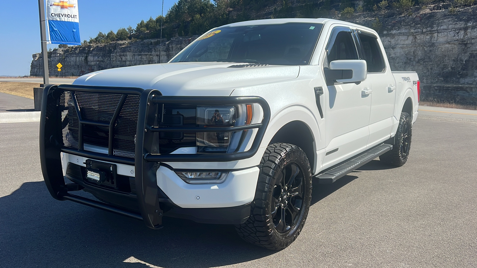 2023 Ford F-150 LARIAT 3