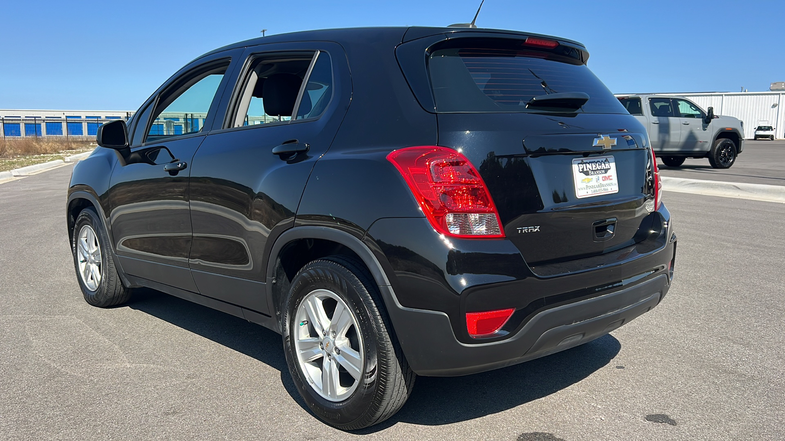 2021 Chevrolet Trax LS 6