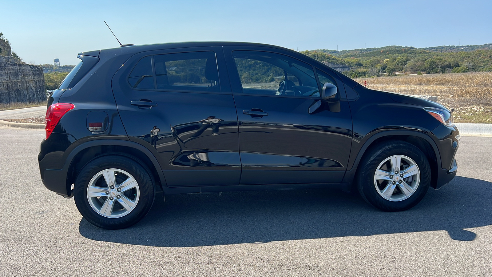 2021 Chevrolet Trax LS 9