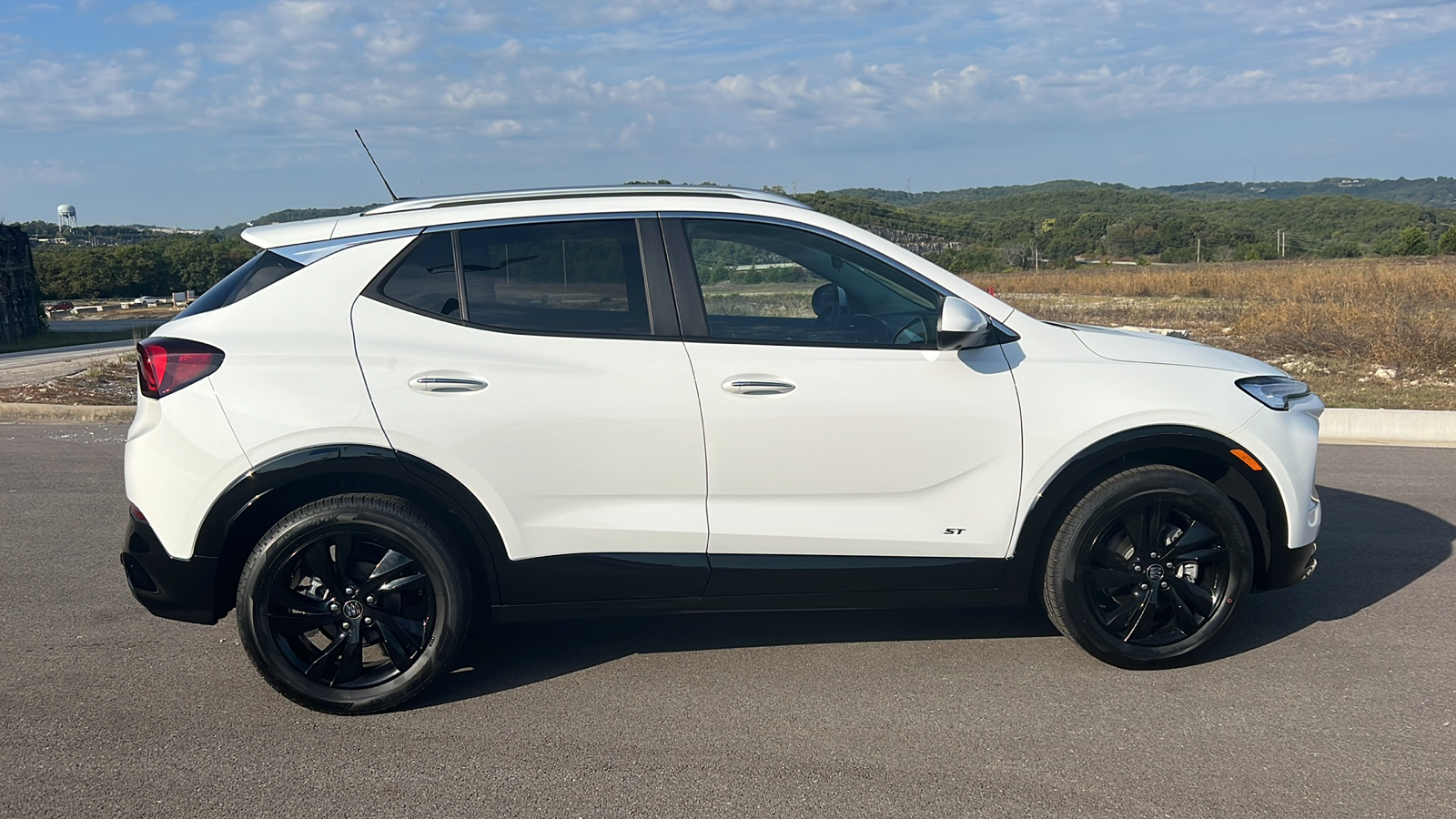 2025 Buick Encore GX Sport Touring 9