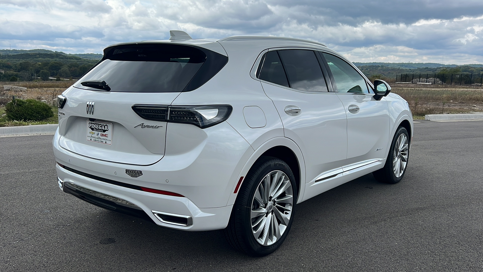 2024 Buick Envision Avenir 8