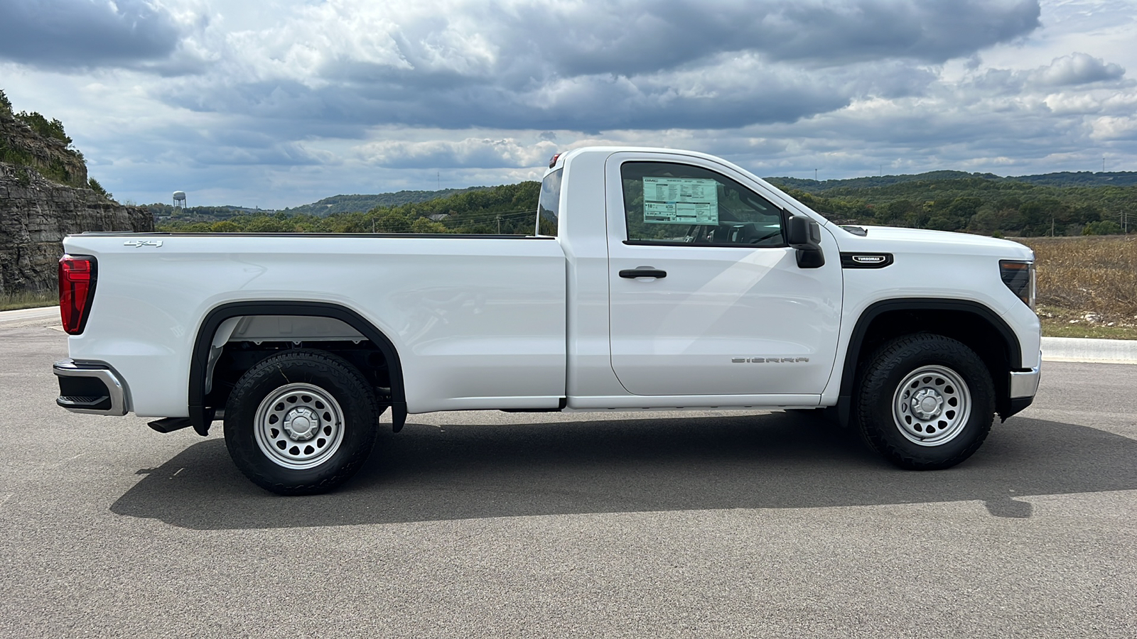 2025 GMC Sierra 1500 Pro 9