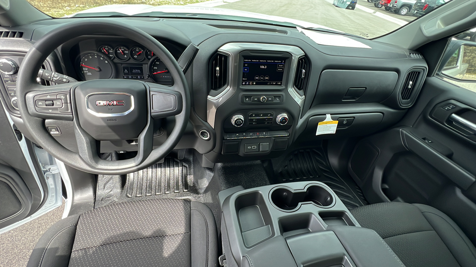 2025 GMC Sierra 1500 Pro 10