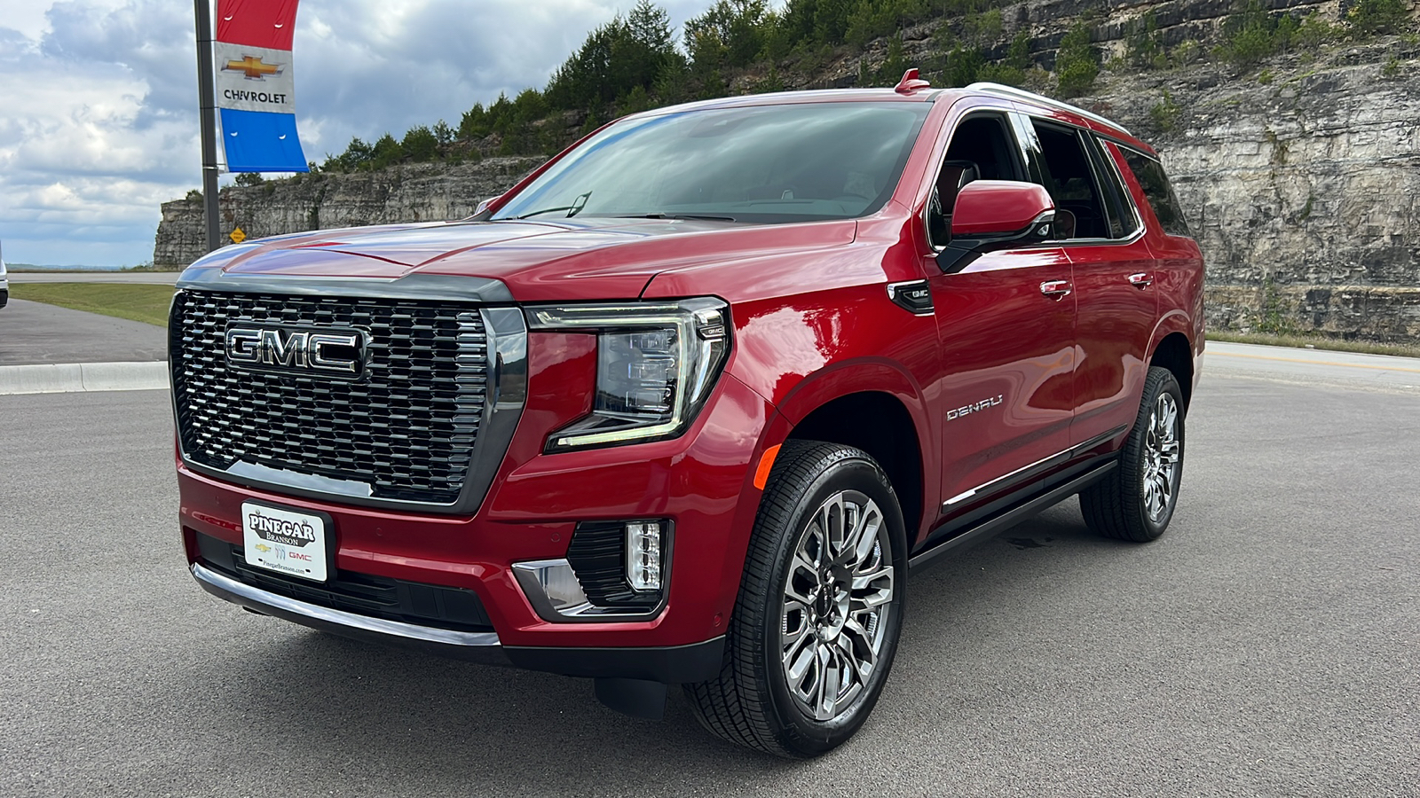 2024 GMC Yukon Denali Ultimate 3