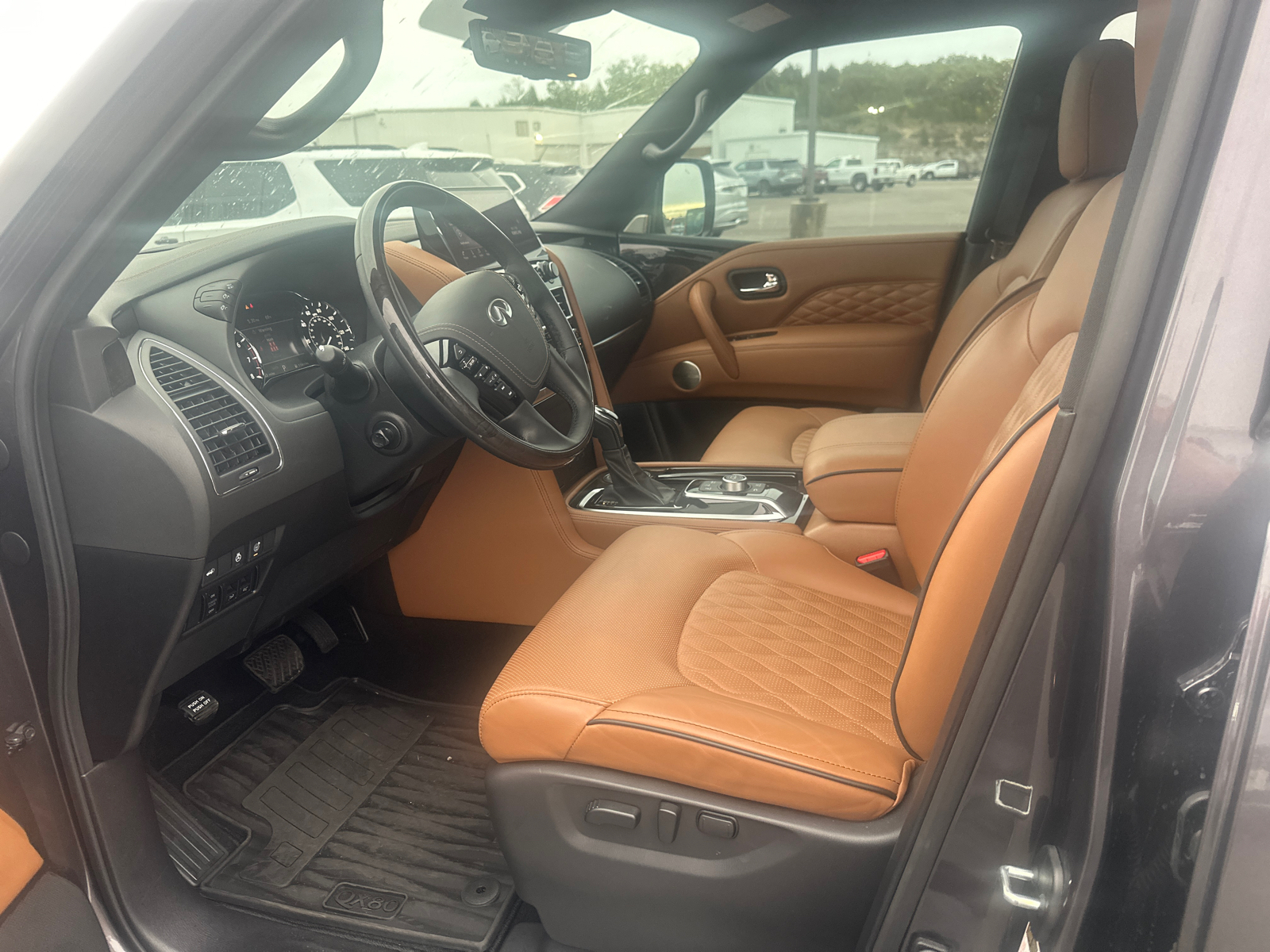 2024 INFINITI QX80 SENSORY 3