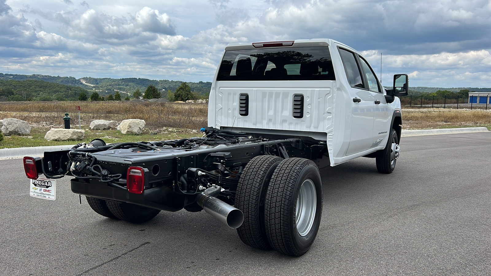 2025 GMC Sierra 3500HD CC Pro 8