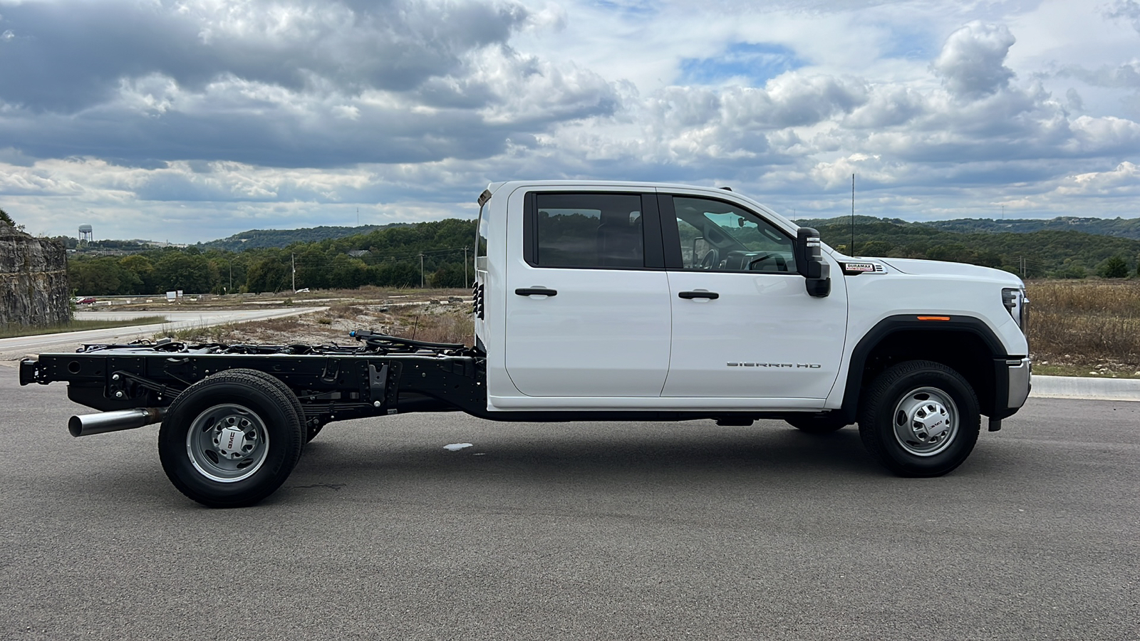 2025 GMC Sierra 3500HD CC Pro 9