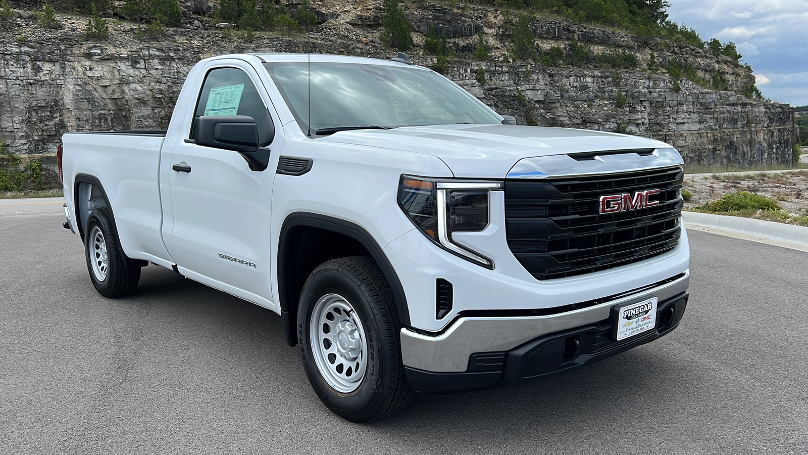 2024 GMC Sierra 1500 Pro 1