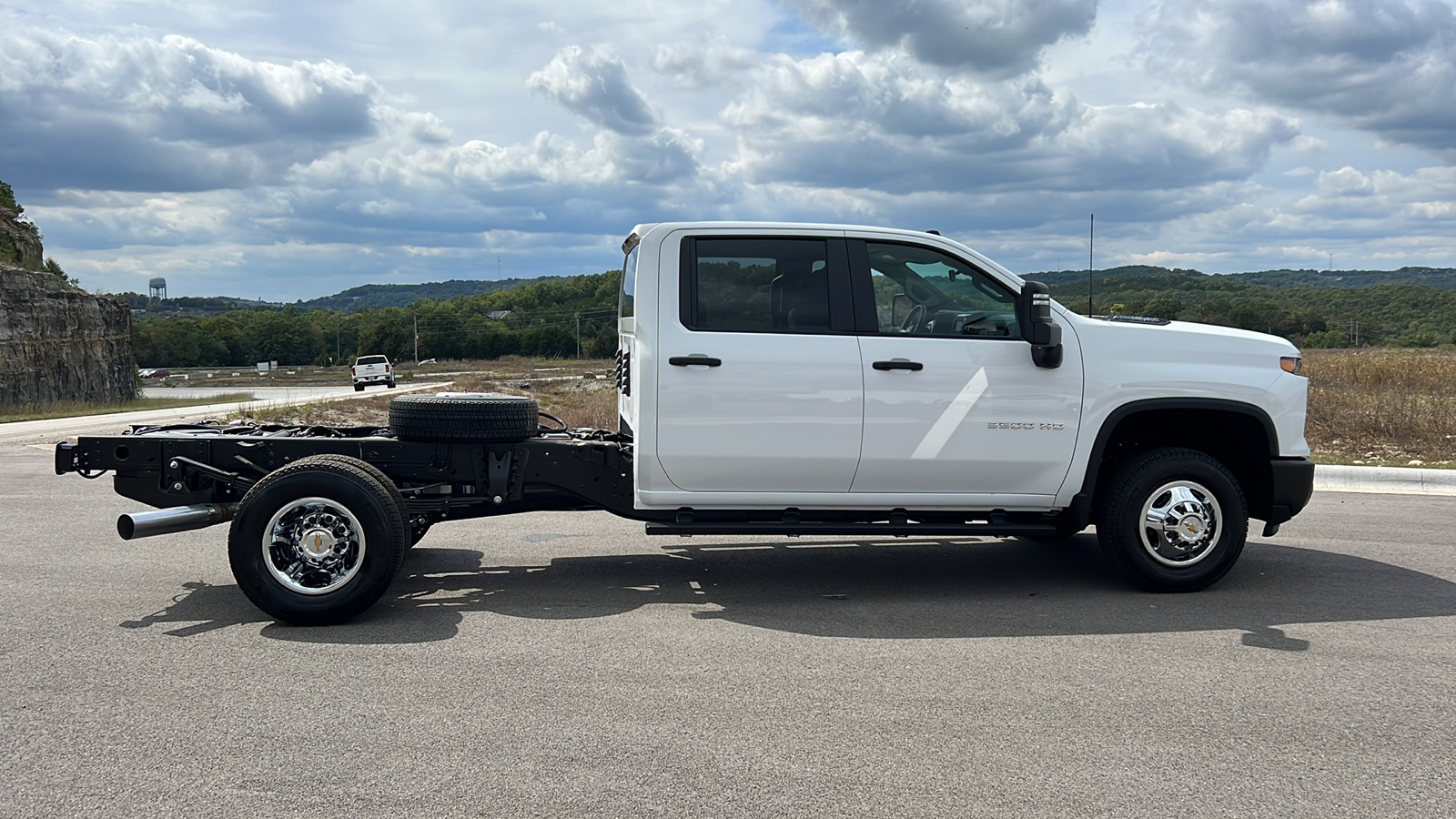 2025 Chevrolet Silverado 3500 Work Truck 9