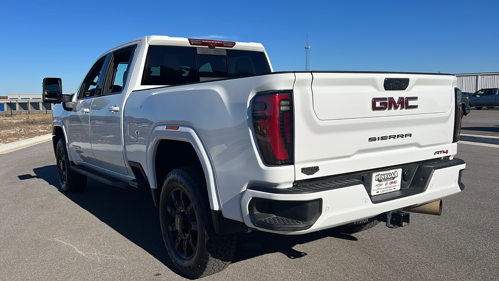 2024 GMC Sierra 2500HD AT4 6