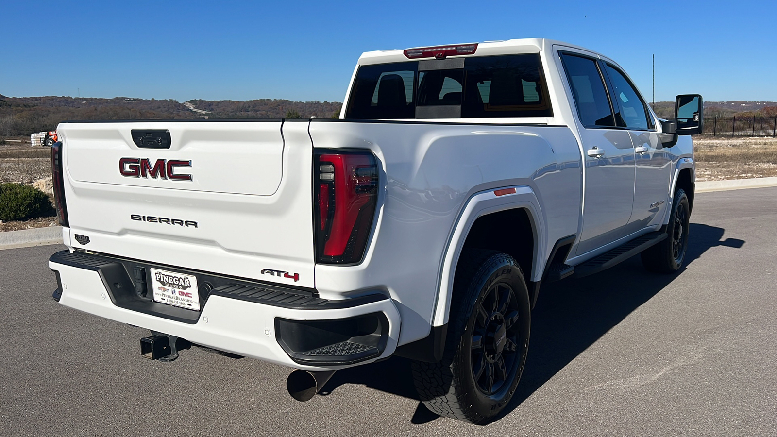 2024 GMC Sierra 2500HD AT4 8