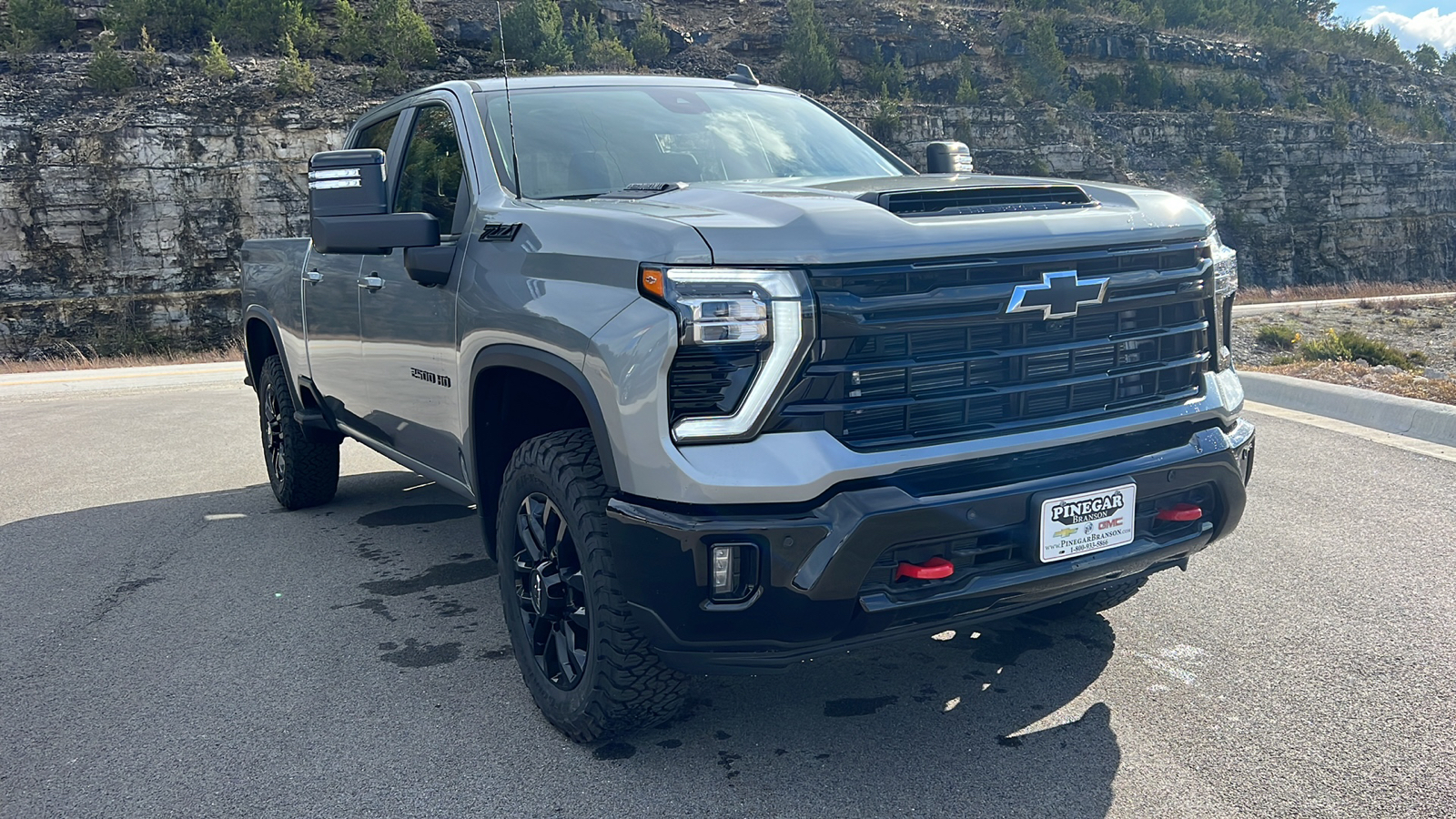 2025 Chevrolet Silverado 2500 LT 1