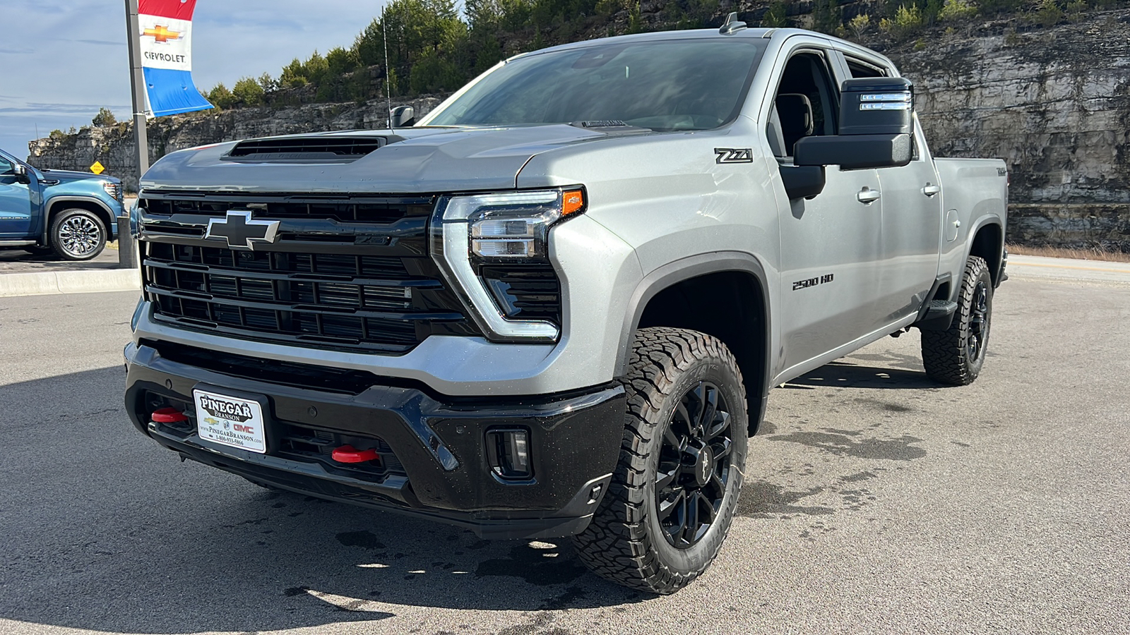 2025 Chevrolet Silverado 2500 LT 3