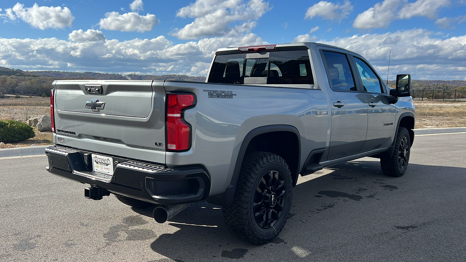 2025 Chevrolet Silverado 2500 LT 8