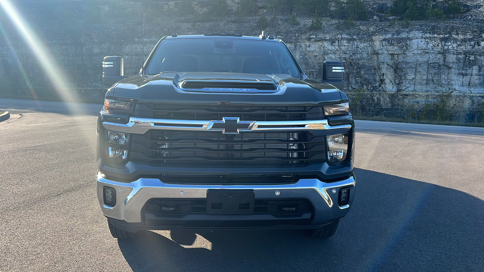 2025 Chevrolet Silverado 3500 LT 2