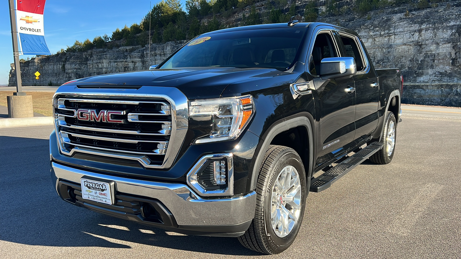 2020 GMC Sierra 1500 SLT 3