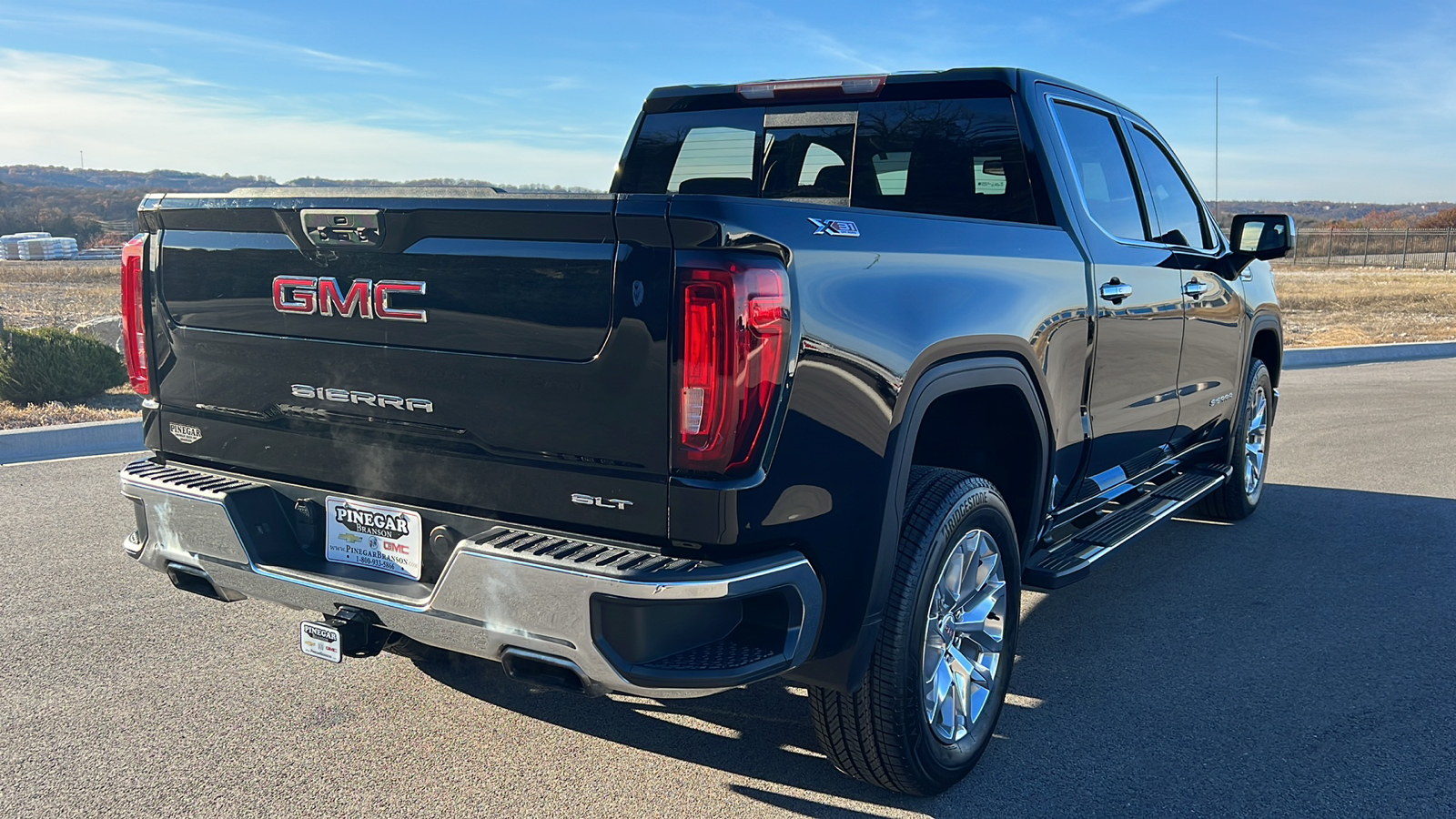 2020 GMC Sierra 1500 SLT 8