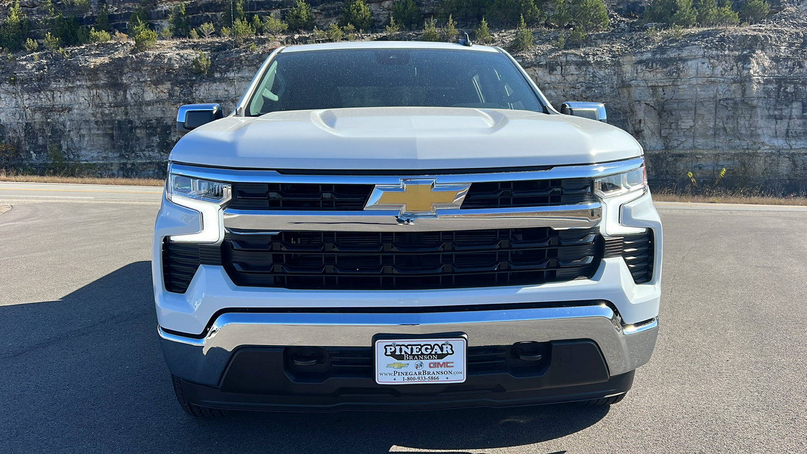 2025 Chevrolet Silverado 1500 LT 2