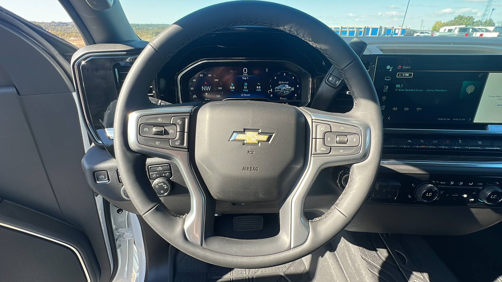 2025 Chevrolet Silverado 1500 LT 21