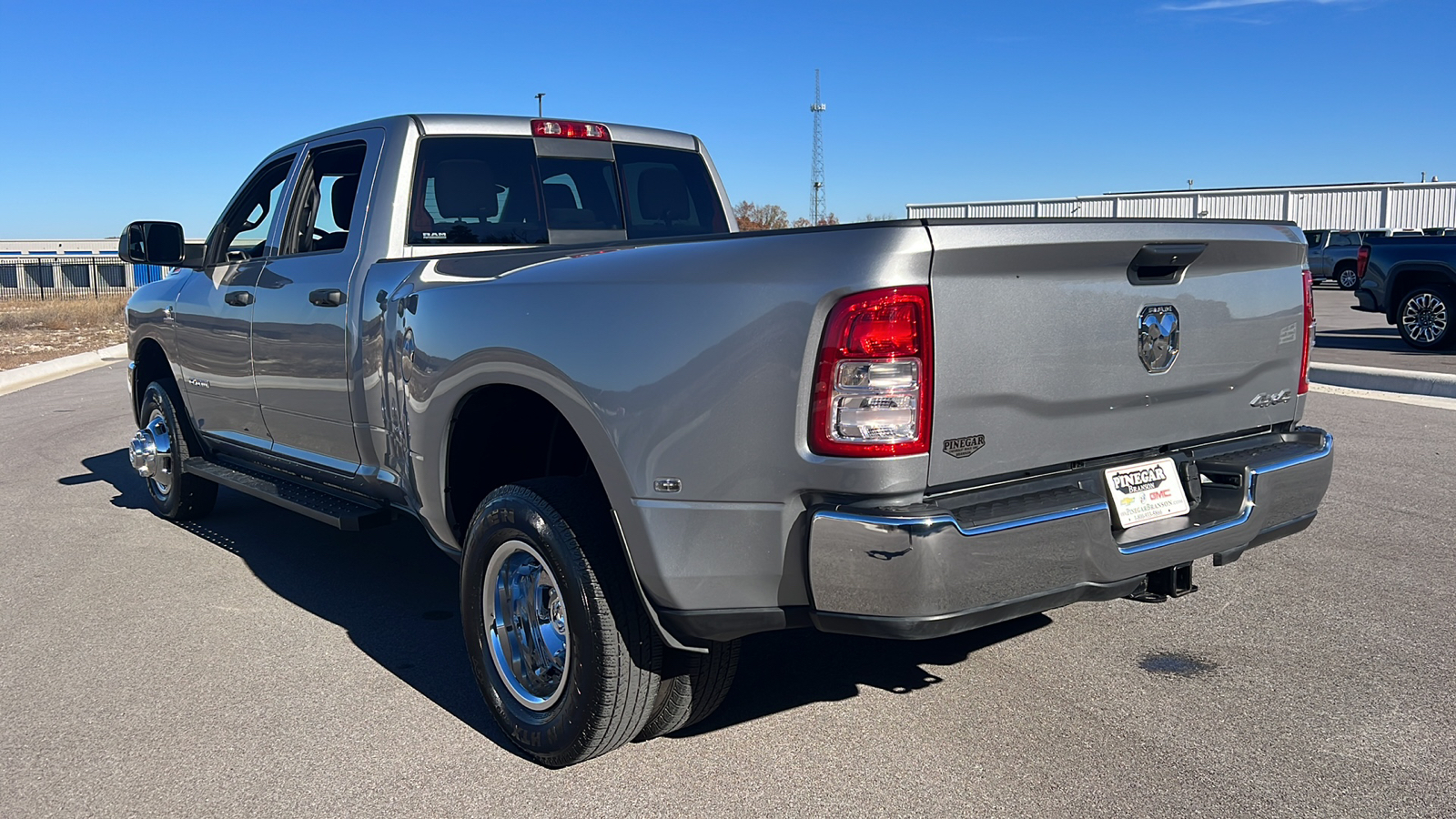 2022 Ram 3500 Tradesman 6