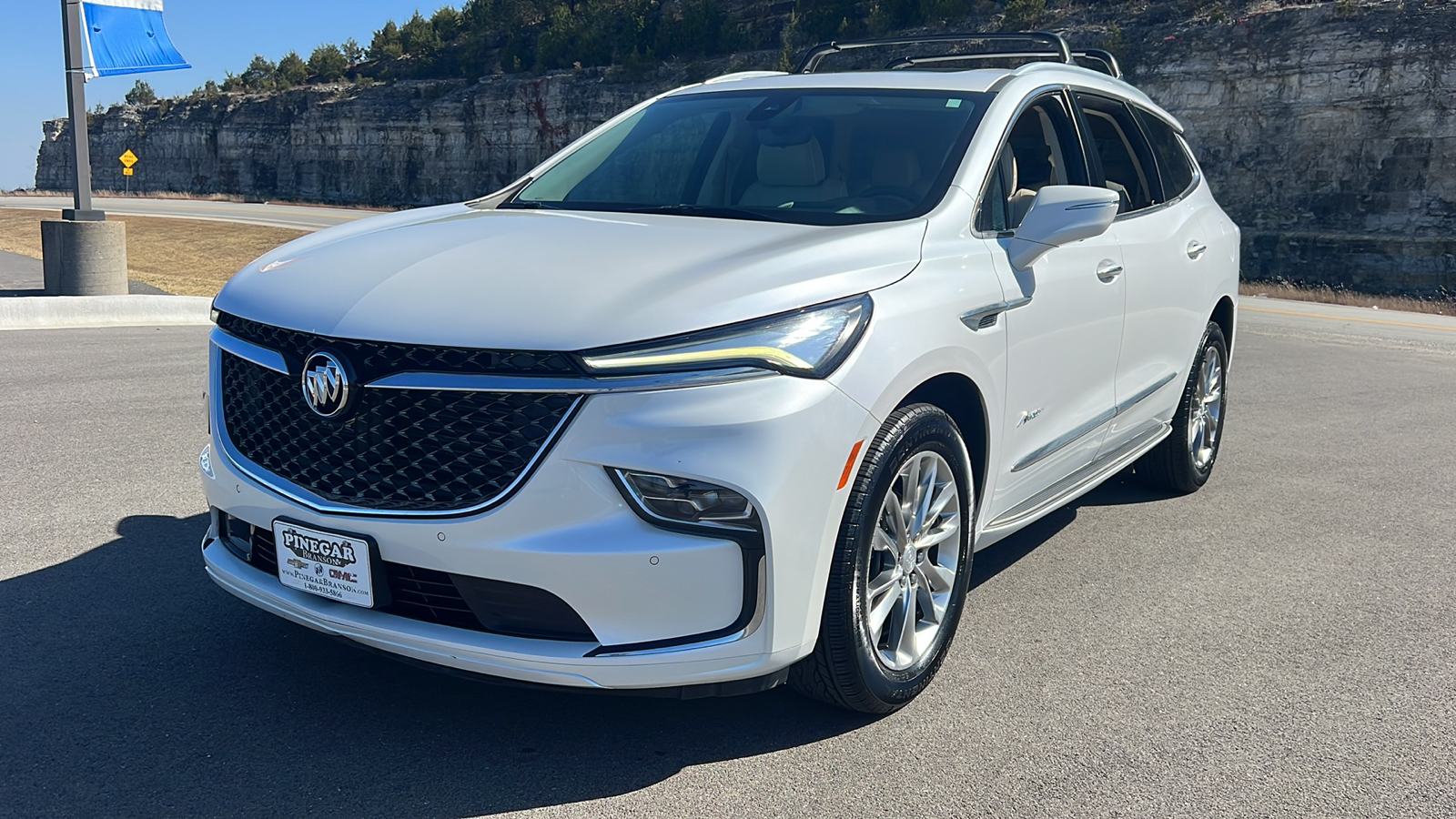 2022 Buick Enclave Avenir 3