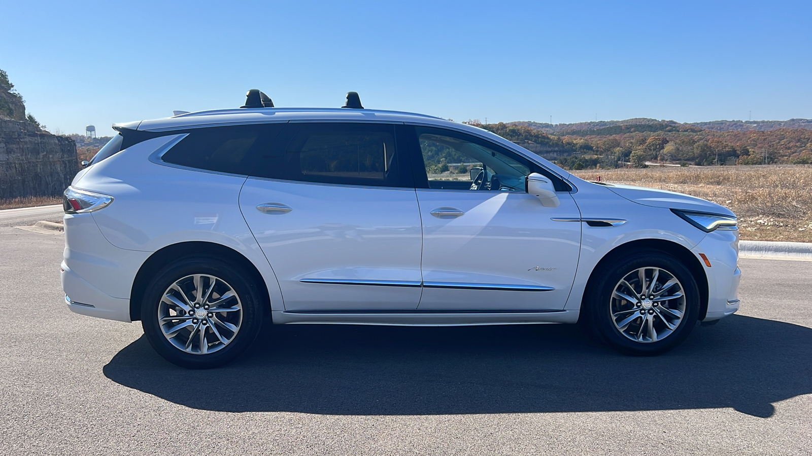 2022 Buick Enclave Avenir 9