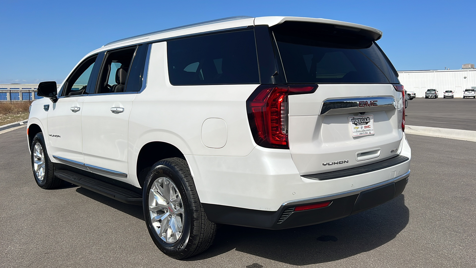 2024 GMC Yukon SLT 6