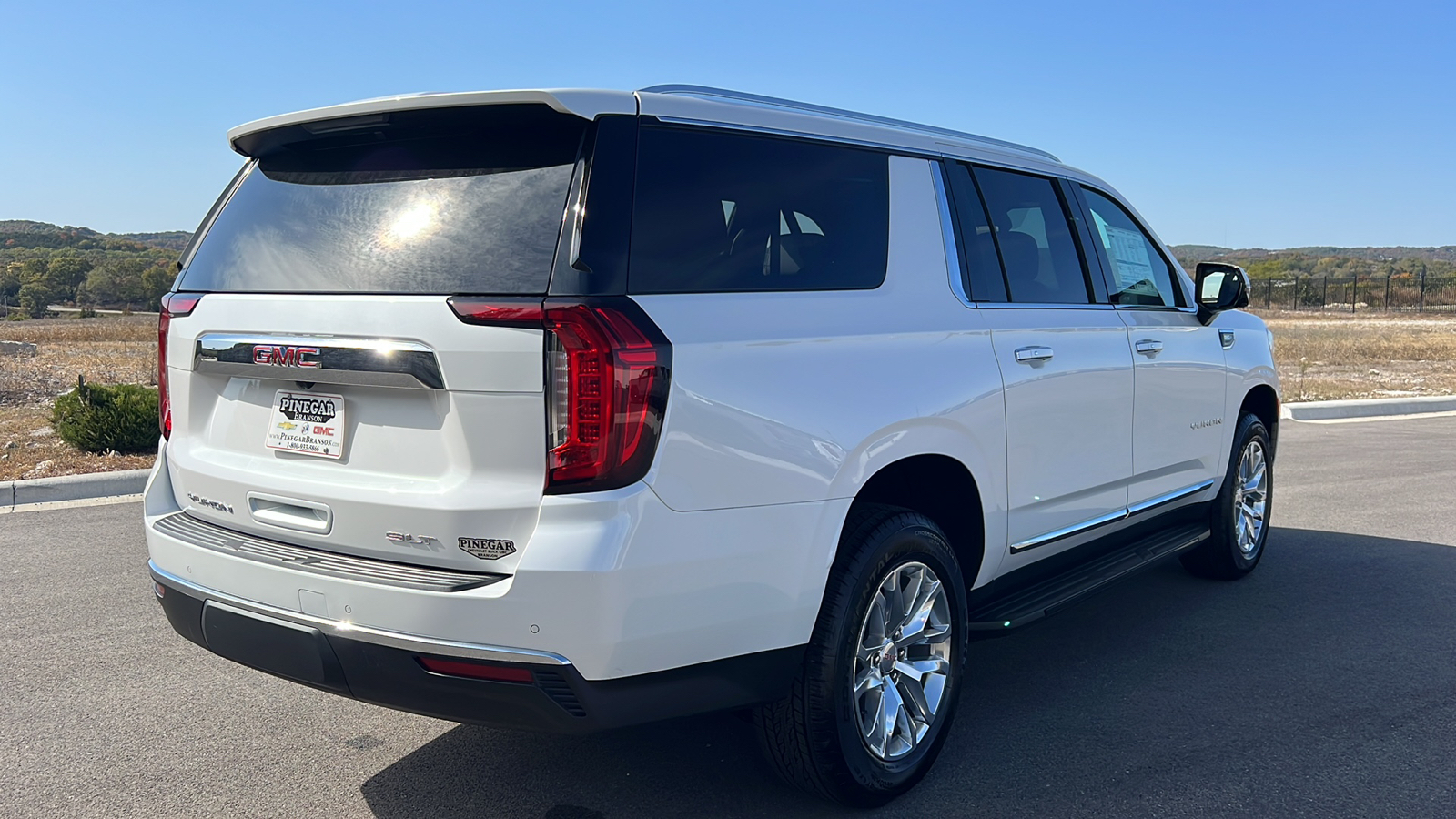 2024 GMC Yukon SLT 8