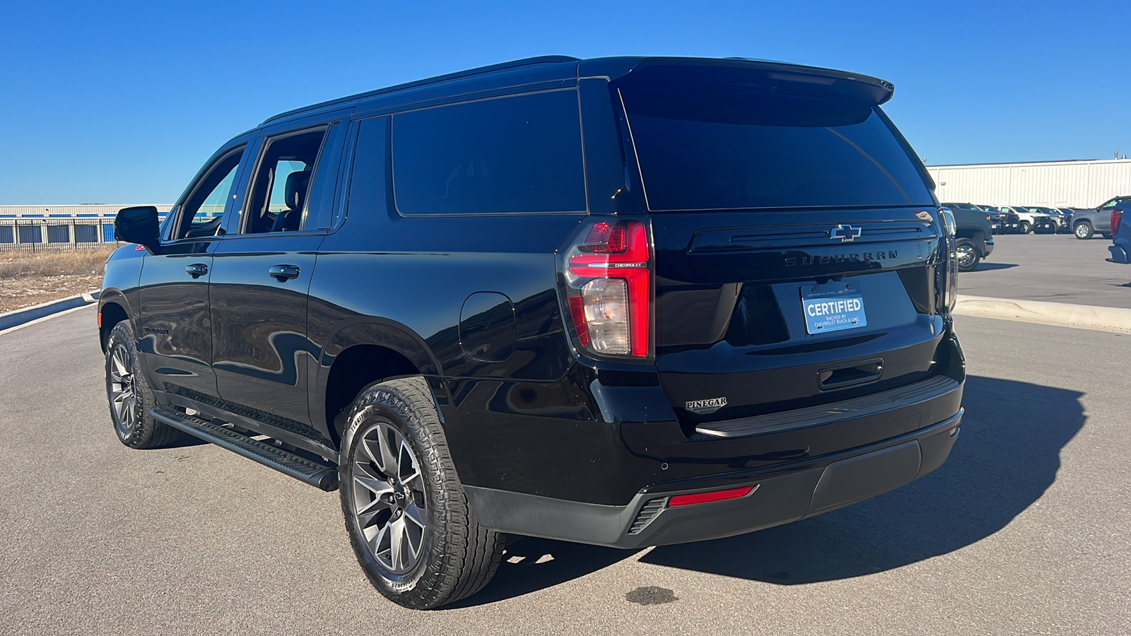 2023 Chevrolet Suburban Z71 6