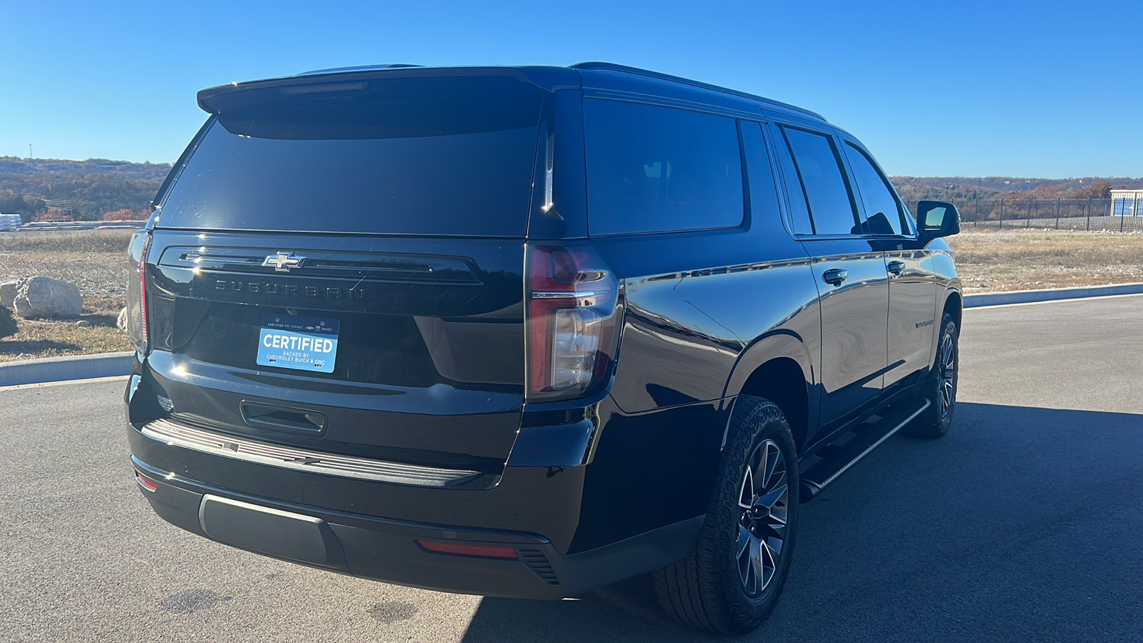 2023 Chevrolet Suburban Z71 8