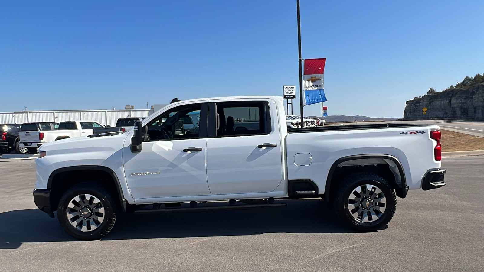 2025 Chevrolet Silverado 2500 Custom 4