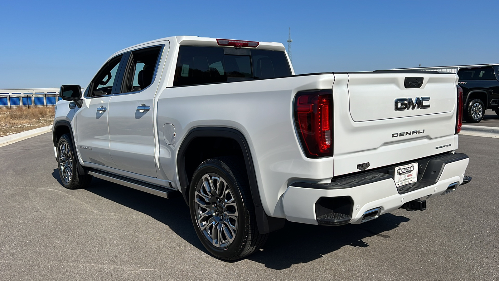 2025 GMC Sierra 1500 Denali Ultimate 6