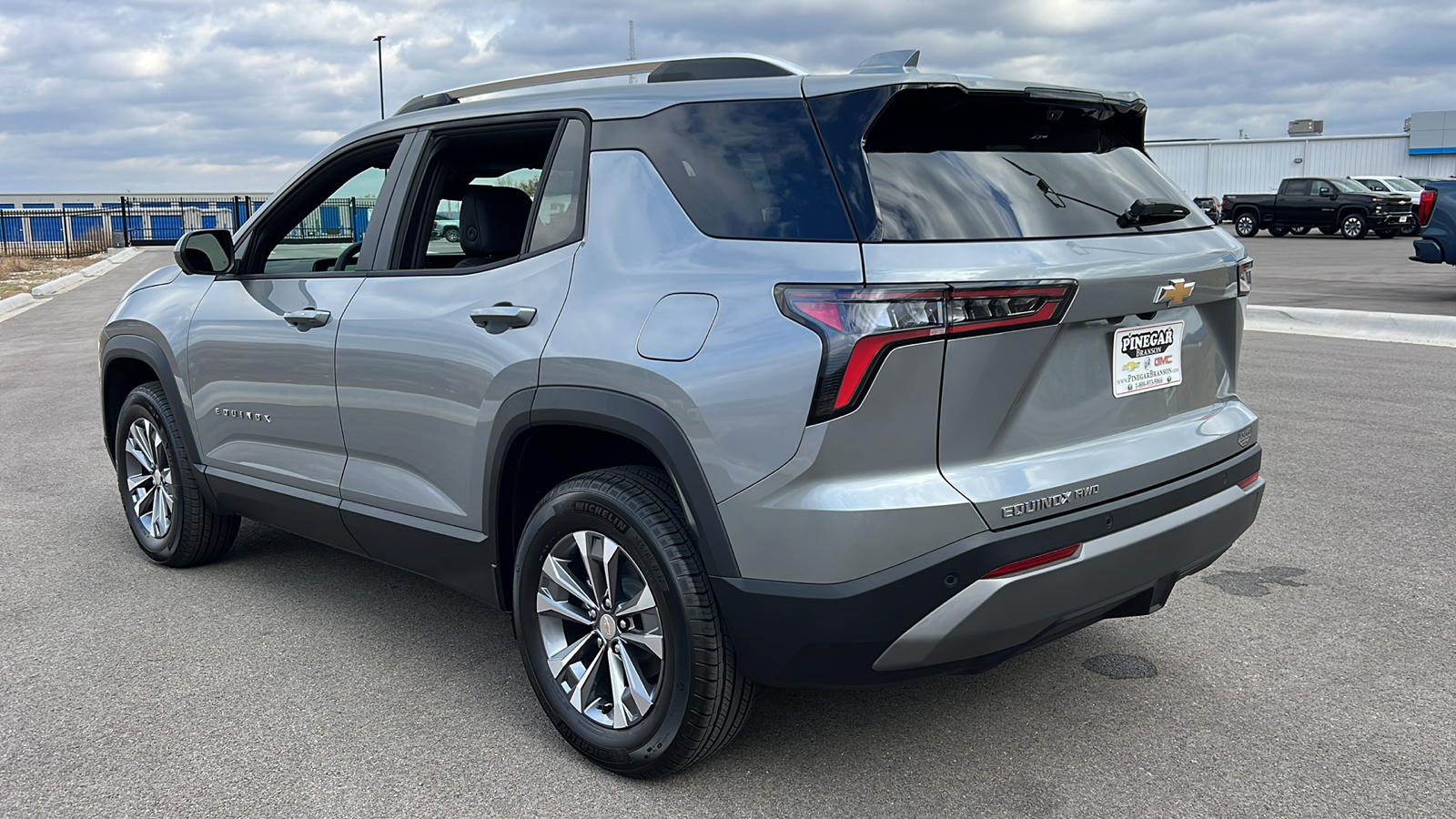 2025 Chevrolet Equinox AWD LT 6