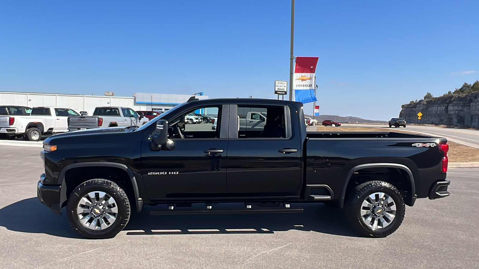 2025 Chevrolet Silverado 2500 Custom 4