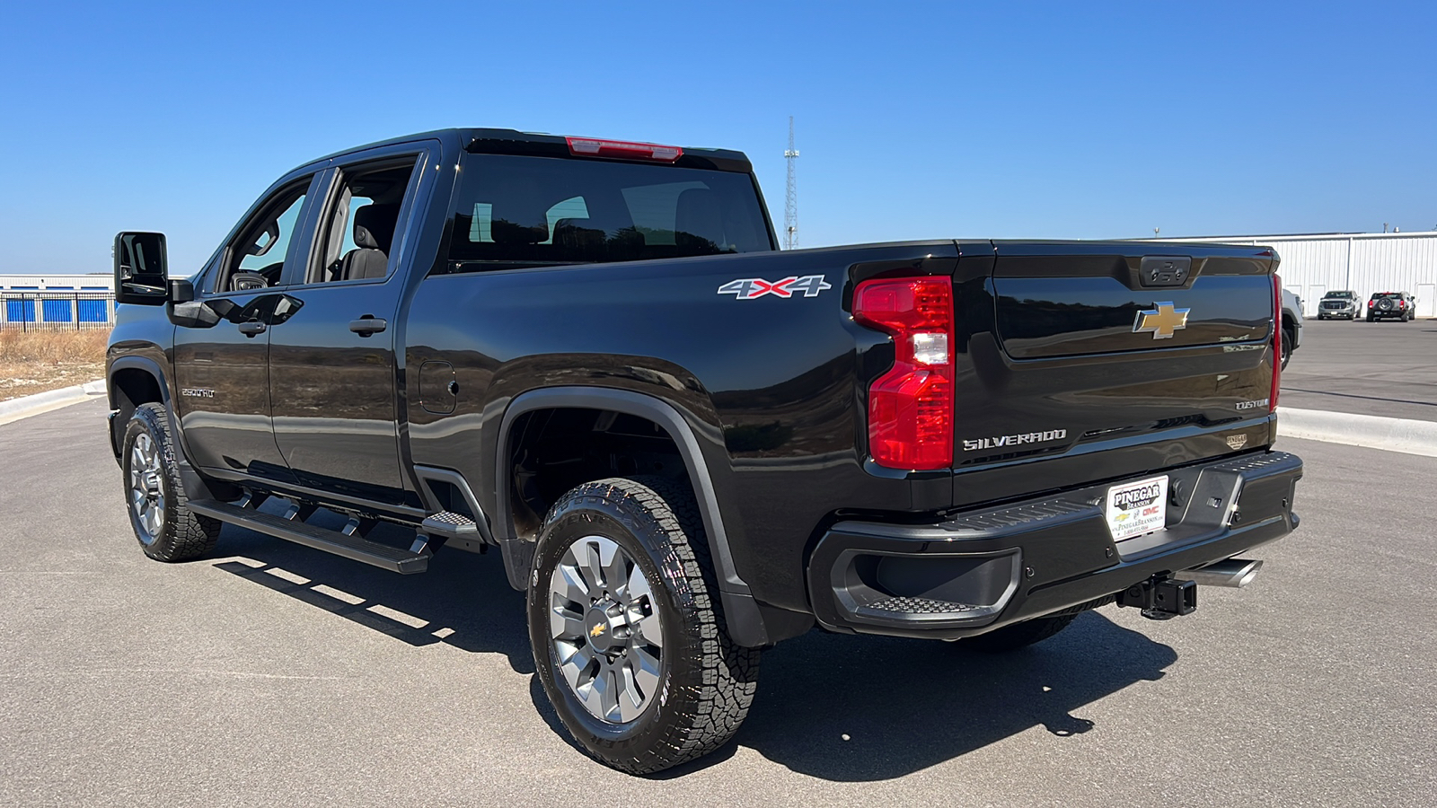 2025 Chevrolet Silverado 2500 Custom 6