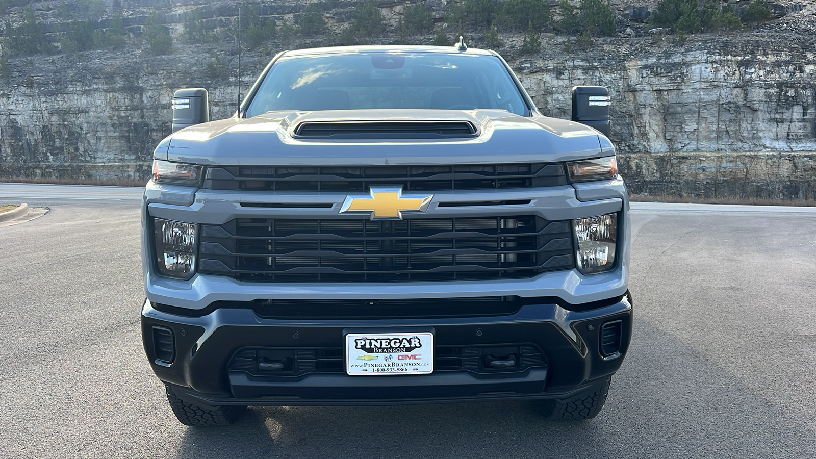 2025 Chevrolet Silverado 2500 Custom 2