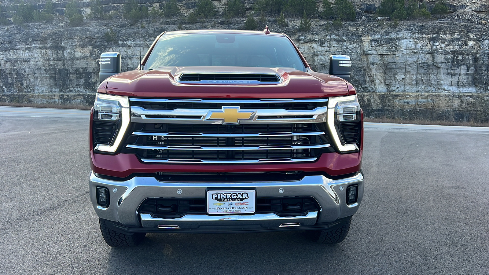 2025 Chevrolet Silverado 3500 LTZ 2