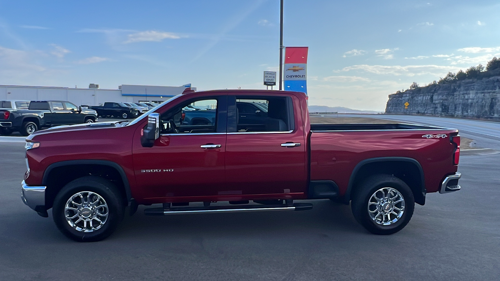 2025 Chevrolet Silverado 3500 LTZ 4