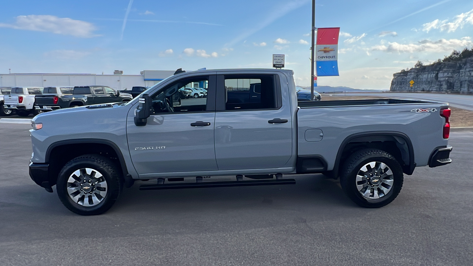 2025 Chevrolet Silverado 2500 Custom 4