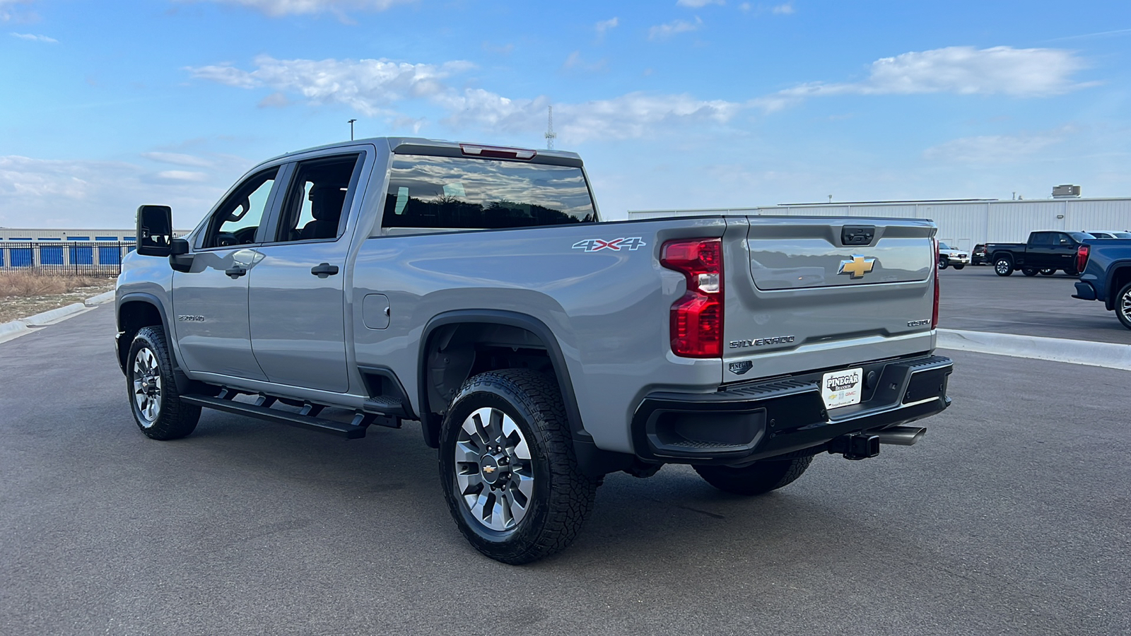 2025 Chevrolet Silverado 2500 Custom 6